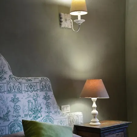 Casa Fontanino Bed and breakfast 4*
