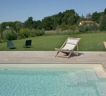 Bed & Breakfast Casa Fontanino 3*